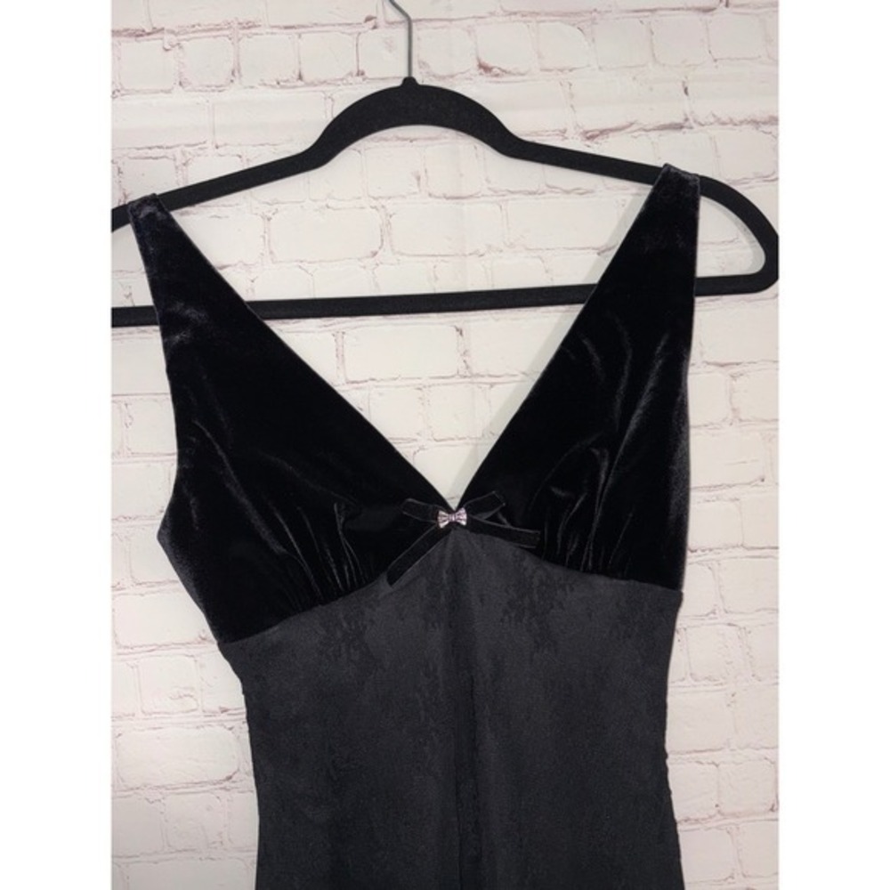 NIA The Brand Guest Black Velvet and Lace Midi Dress Whimsigoth Wedding Formal S - Picture 6 of 10